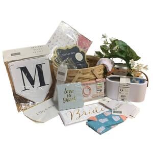 Bride-To-Be Socks Banner Decorations Wedding Day Bridal Shower Gift Basket